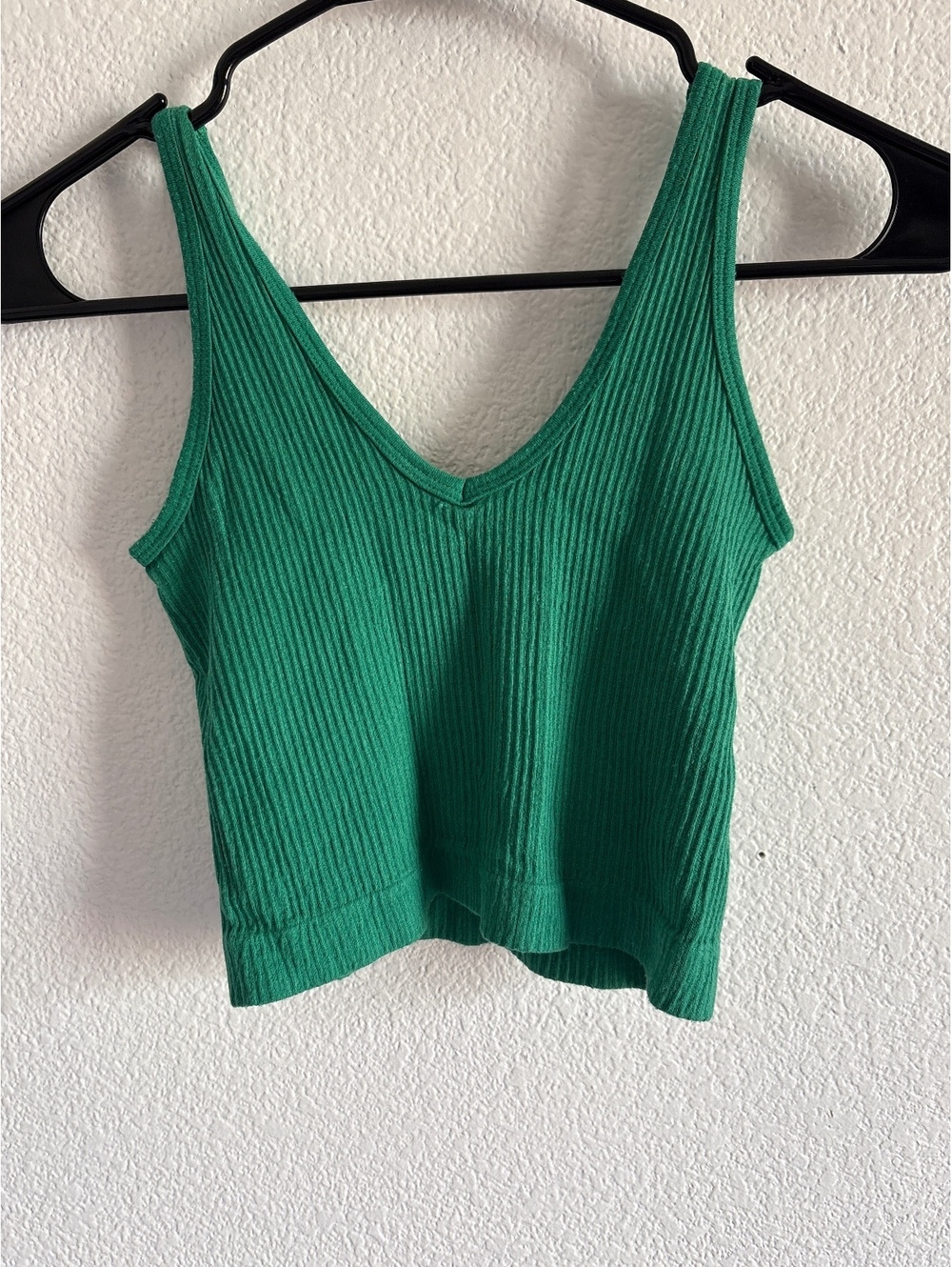 Out From Under Green Ribbed Crop Tank Top Size S